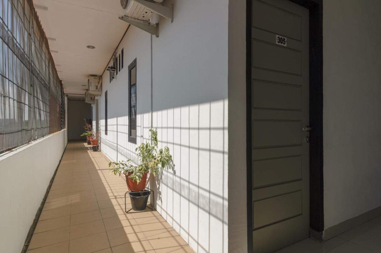 Reddoorz Near Jalan Sudirman Padang Padang (Sumatra) Exterior foto