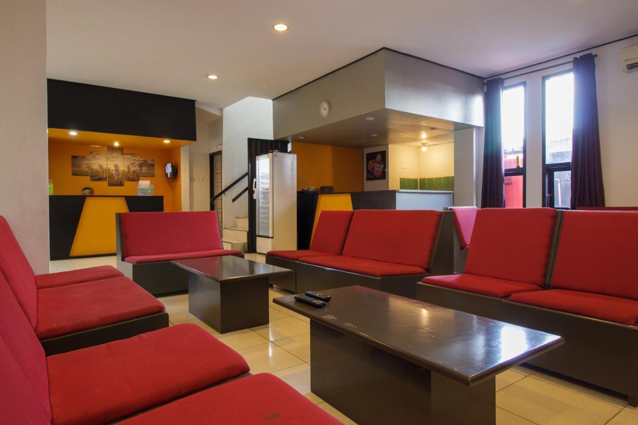 Reddoorz Near Jalan Sudirman Padang Padang (Sumatra) Exterior foto